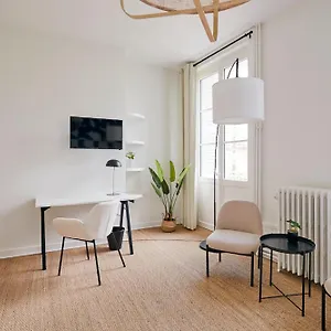 https://maison-martouret-colodge.hotels-rhonealpes.com