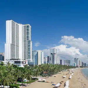 vinpearl-condotel-beachfront-nha-trang.nhatrangbesthotels.com/